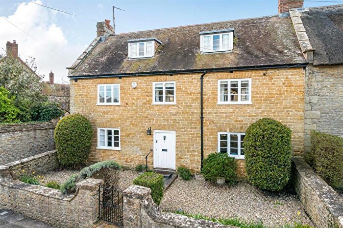 5 Bedroom Semi Detached House For Sale In Burton Bradstock, Bridport, DT6