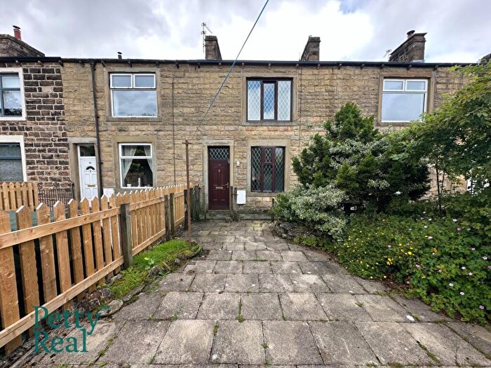 2 Bedroom Cottage For Sale In Pendle View, Higham, BB12
