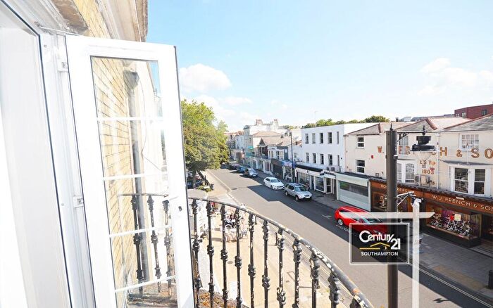 3 Bedroom Flat To Rent In |Ref: |, Bedford Place Southampton, SO15