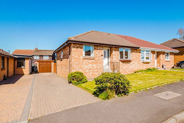 2 Bedroom Semi-detached Bungalow For Sale In Church Drive, Mossblown, KA6