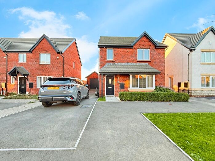 3 Bedroom Detached House For Sale In Rhodfa Gelli Aur, Penllergaer, Swansea, West Glamorgan, SA4