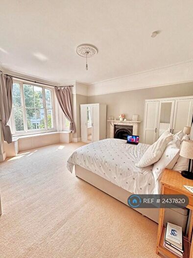 1 Bedroom Flat To Rent In Granville Park, London, SE13