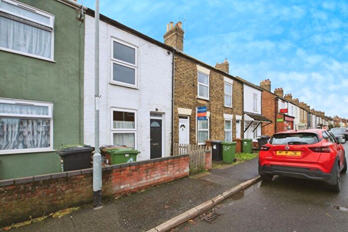 3 Bedroom Terraced House To Rent In High Street, Peterborough, Cambridgeshire, PE2