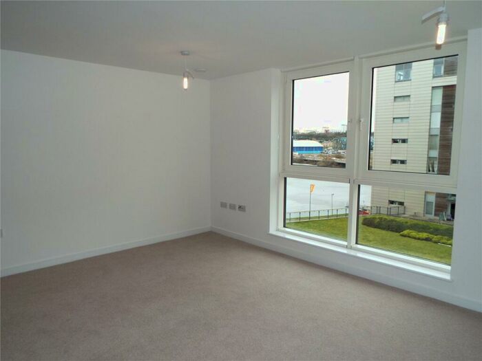 Flat For Sale In Davaar House, Ferry Court, Cradiff, CF11