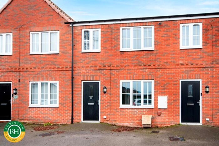 3 Bedroom House For Sale In Lime Tree Crescent, Rossington, Doncaster, DN11