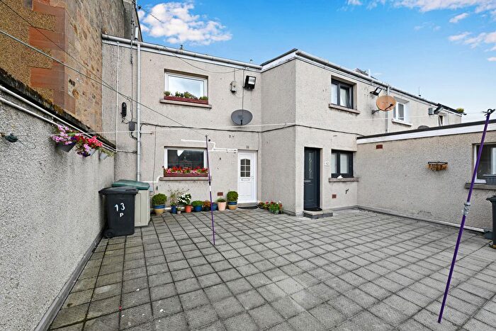 2 Bedroom Maisonette For Sale In Eskdaill Street, Dalkeith, Midlothian, EH22