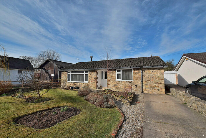 3 Bedroom Detached Bungalow For Sale In The Porch, Barton, DL10
