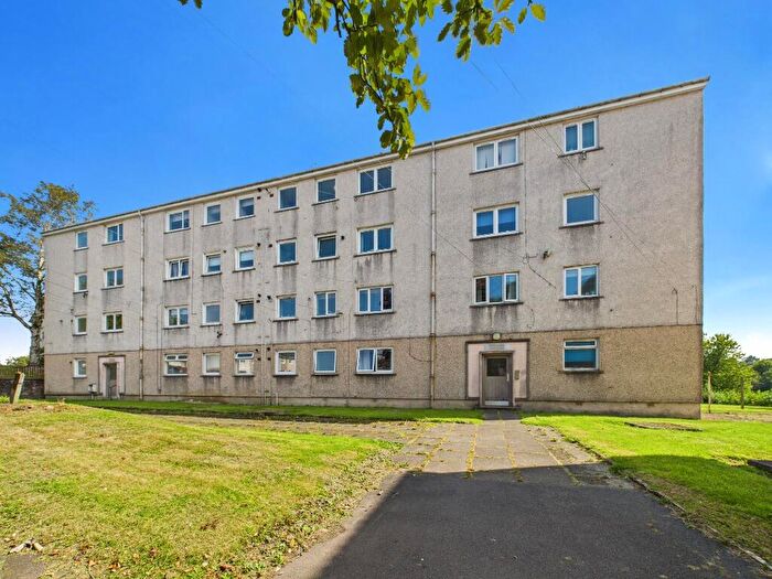 2 Bedroom Flat To Rent In Falkland Place, West Mains, East Kilbride, G74