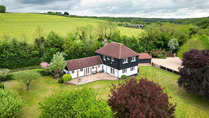 4 Bedroom Detached House For Sale In Hartley Bottom Road, Hartley, Longfield, DA3