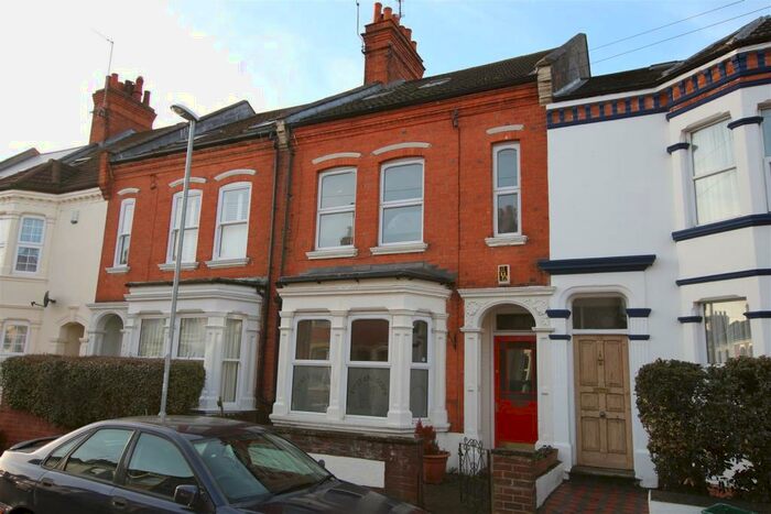 6 Bedroom House To Rent In Holly Road, Northampton, NN1