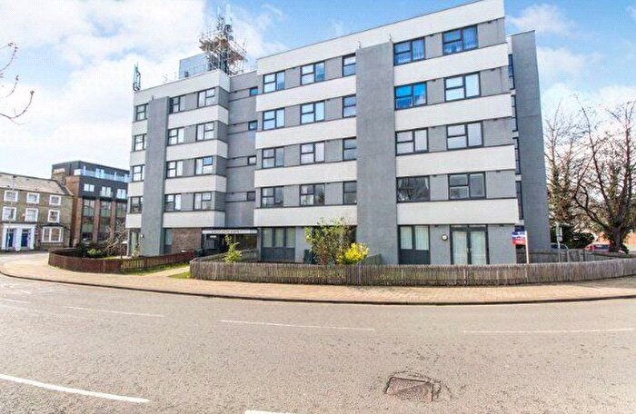 1 Bedroom Flat To Rent In Goldington Road, Bedford, Bedfordshire, MK40