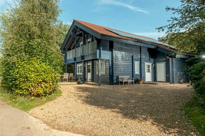 4 Bedroom Detached House For Sale In Parsonage Lane, Kingston St. Mary, Taunton, TA2