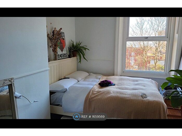 1 Bedroom Flat To Rent In Anerley, London, SE20