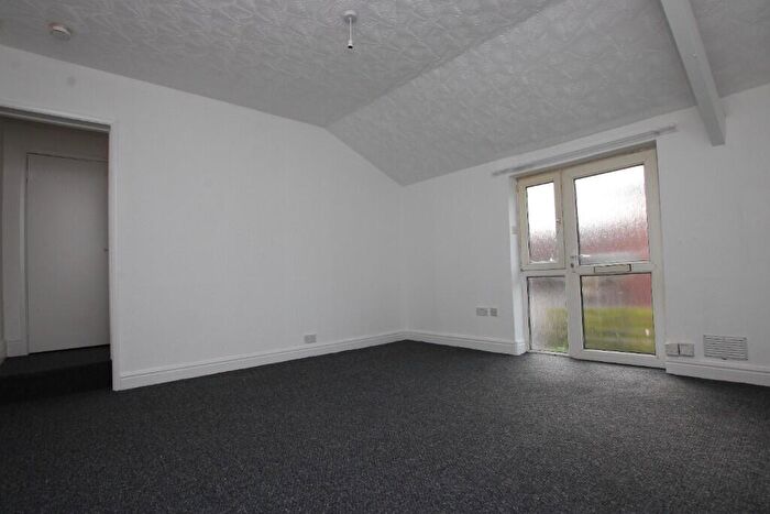 1 Bedroom Flat To Rent In Havelock Street, Kettering, Northamptonshire, NN16