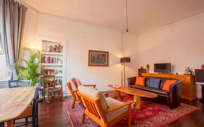 2 Bedroom Flat To Rent In Cresswell Street, Glasgow, G12