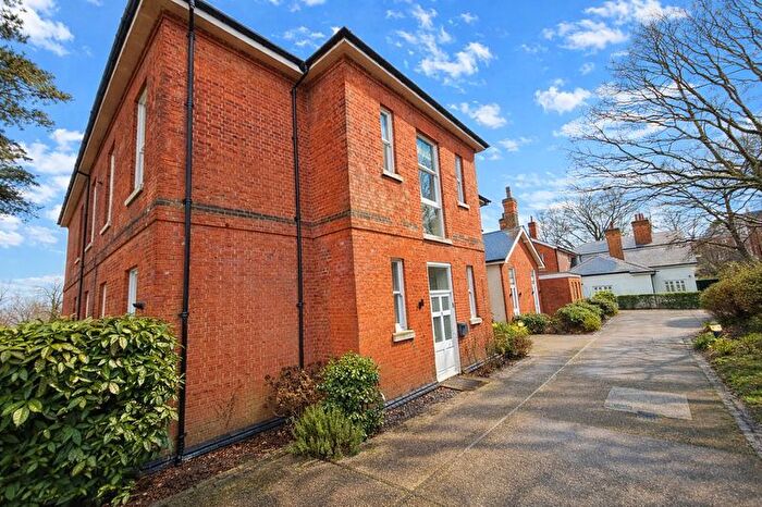 1 Bedroom Flat To Rent In Officer Mess House, Charles Sevright Way, Mill Hill, London, NW7