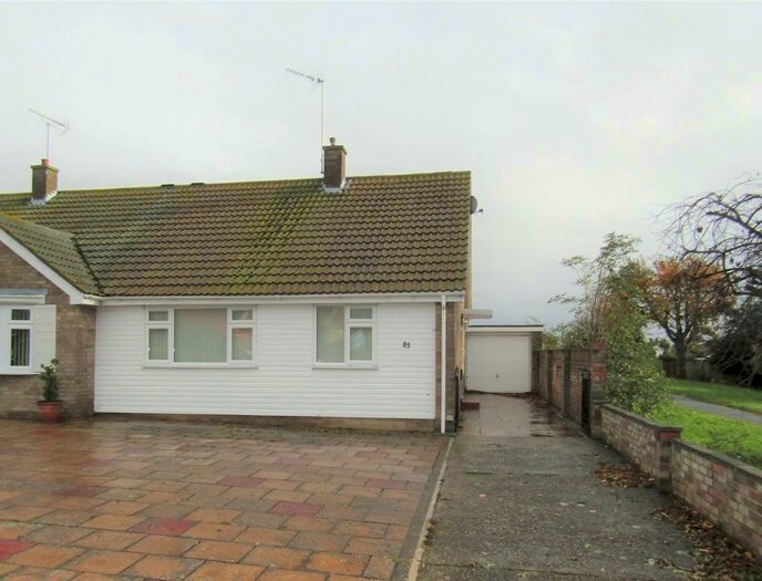 2 Bedroom Semi-Detached Bungalow To Rent In Garden Road, Walton On The Naze, CO14