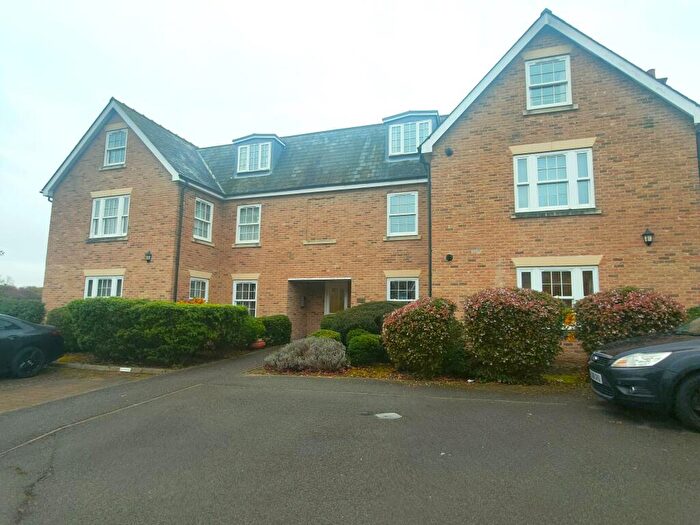 2 Bedroom Flat To Rent In Cobb Close, Bury St. Edmunds, IP32