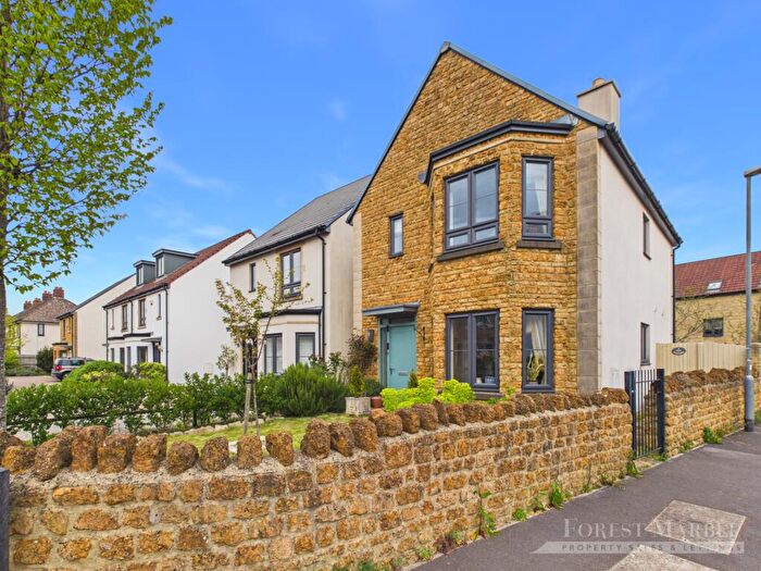 3 Bedroom Detached House For Sale In The Old Nurseries, Frome, BA11