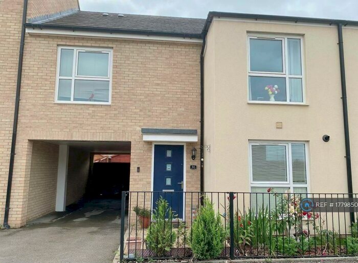 3 Bedroom Terraced House To Rent In Heren Lane, Whitehouse, Milton Keynes, MK8