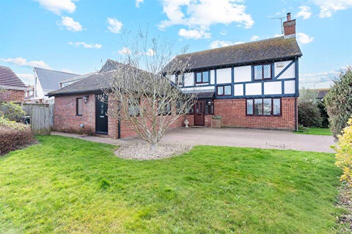 5 Bedroom Detached House For Sale In The Russets, Chestfield, Whitstable, CT5