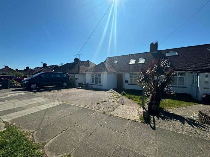 4 Bedroom Semi-Detached House To Rent In Highlands Road, Portslade, East Sussex, BN41