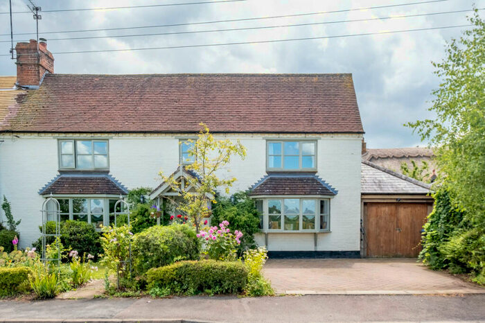 4 Bedroom Cottage For Sale In Bascote, Southam, CV47