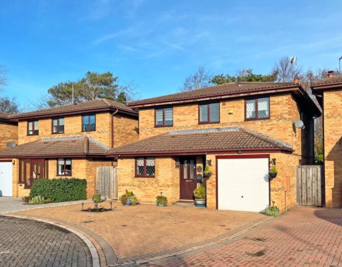 4 Bedroom Detached House For Sale In Five Arches, Orton Wistow, Peterborough, PE2