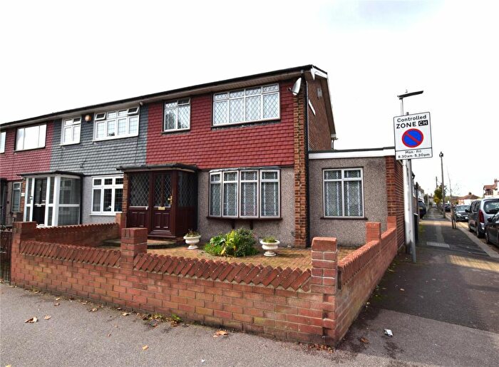 3 Bedroom End Of Terrace House For Sale In Mill Lane, Chadwell Heath, RM6