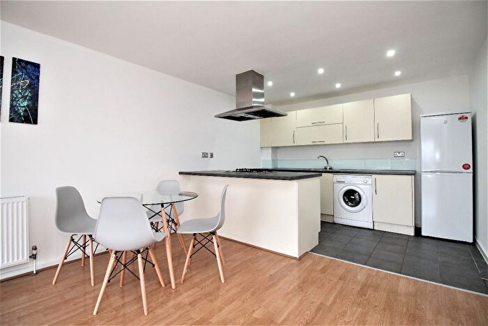 2 Bedroom Flat To Rent In Franklin House, Aberfeldy Street, Canary Wharf, E14
