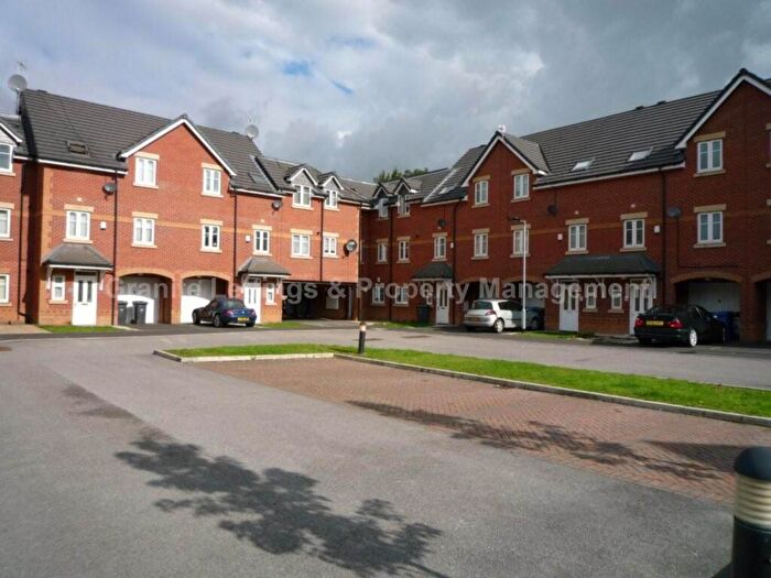 2 Bedroom Apartment For Sale In Regents Court, Verdant Lane< Eccles, Manchester, M30
