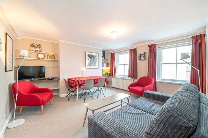 1 Bedroom Flat To Rent In Tottenham Street, Fitzrovia, London, W1T