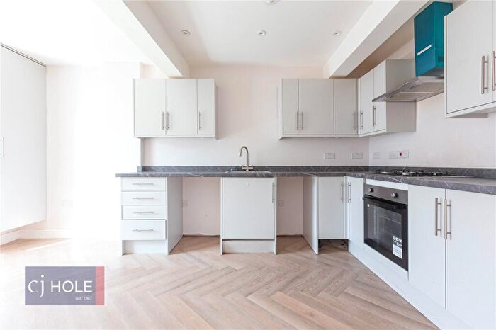 2 Bedroom Maisonette To Rent In Hanham Road, Kingswood, Bristol, BS15