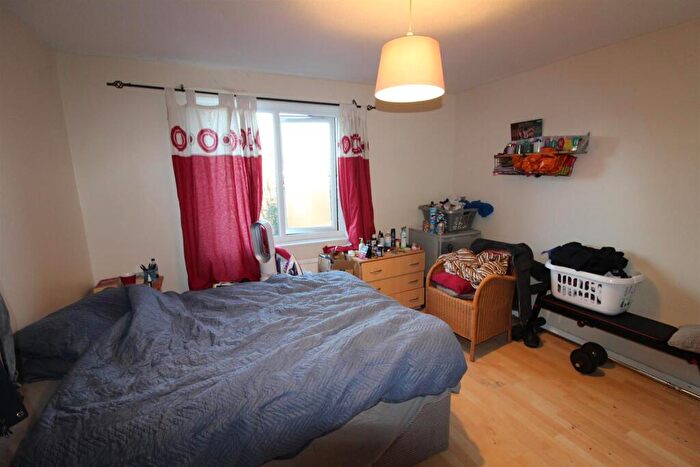 1 Bedroom Terraced House To Rent In A Room In Oldbrook Boulevard, Oldbrook, Milton Keynes, MK6