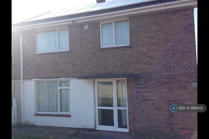 3 Bedroom Semi-Detached House To Rent In Whitewater Road, Ollerton, NG22