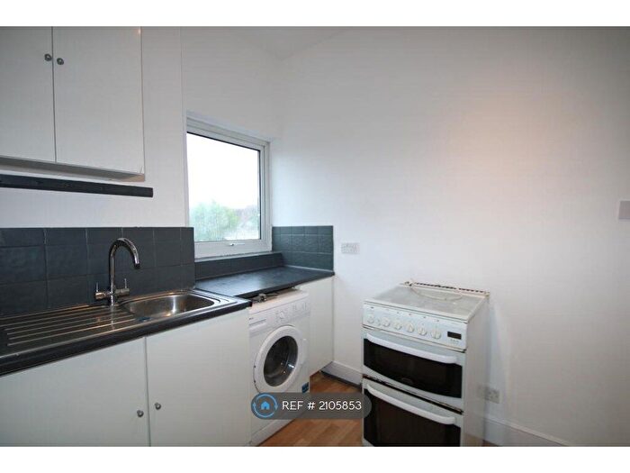 1 Bedroom Maisonette To Rent In Bingham Road, Croydon, CR0
