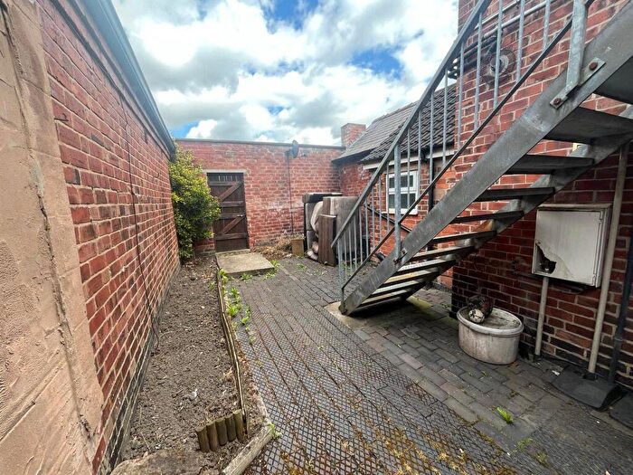 1 Bedroom Flat To Rent In Somercotes, DE55