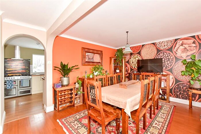 5 Bedroom Detached House For Sale In High Knocke, Dymchurch, Kent, TN29