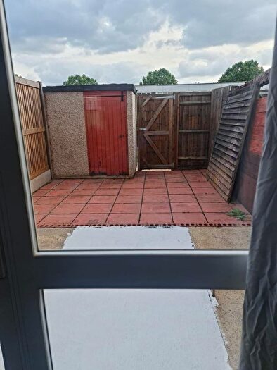 Studio To Rent In Caernarvon Cl Mitcham, London, CR4