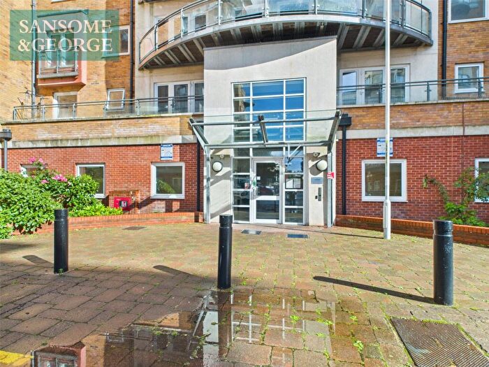 2 Bedroom Apartment For Sale In Winterthur Way, Basingstoke, Hampshire, RG21