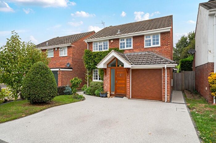 4 Bedroom Detached House For Sale In Redward Road, Rownhams, Southampton, SO16