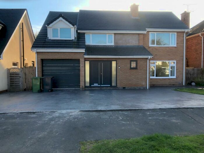 5 Bedroom House To Rent In The Fairways, Leamington Spa, CV32