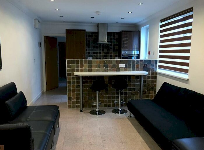 1 Bedroom Flat To Rent In Albany Road, Cardiff, CF24