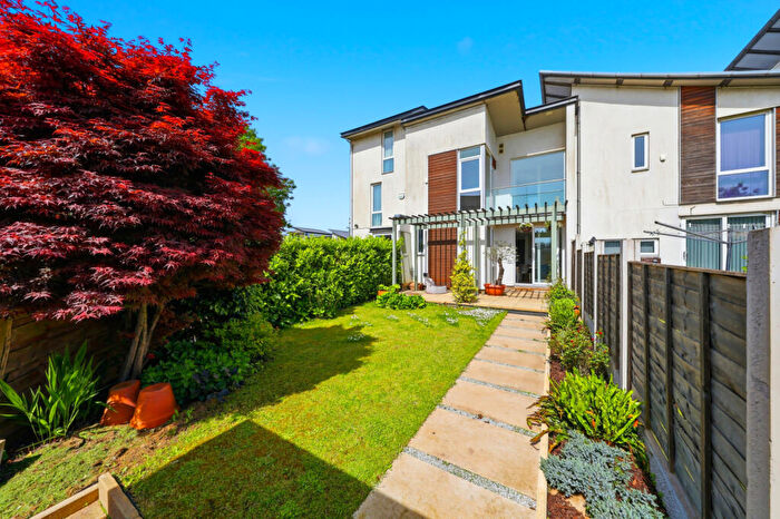 3 Bedroom Town House For Sale In Manchester, M11