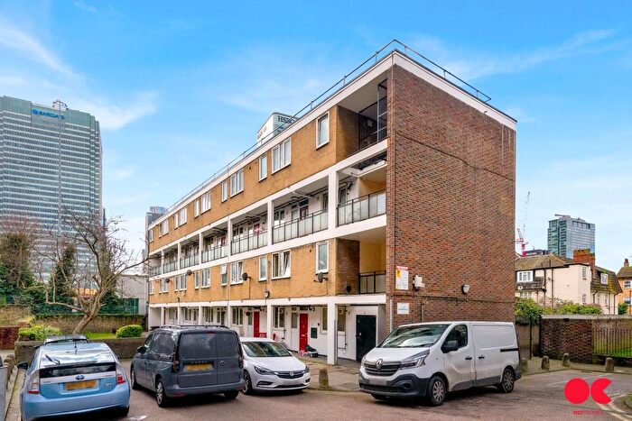 3 Bedroom Maisonette To Rent In Poplar High Street, Poplar, E14