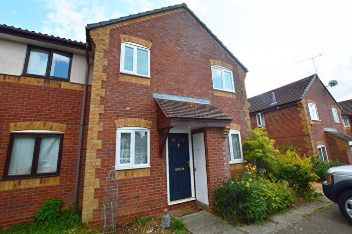 1 Bedroom End Of Terrace House To Rent In Dickens Spinney, Olney, MK46