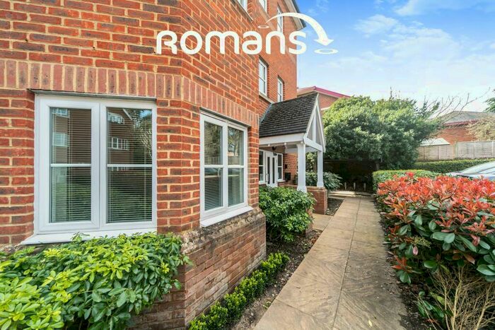 2 Bedroom Apartment To Rent In Greycoat Court, Caversham, RG4