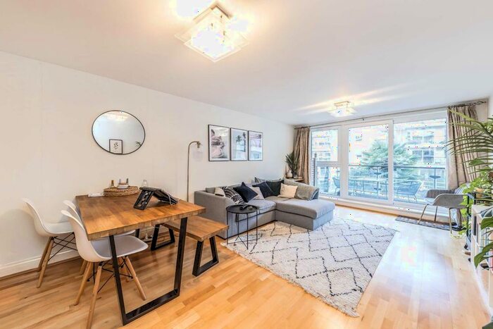 2 Bedroom Flat To Rent In Smugglers Way, London, SW18