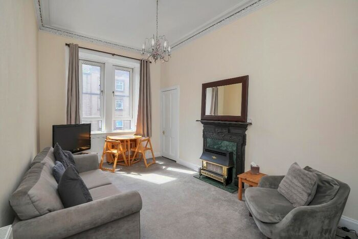2 Bedroom Flat To Rent In Gorgie Road, Edinburgh, EH11