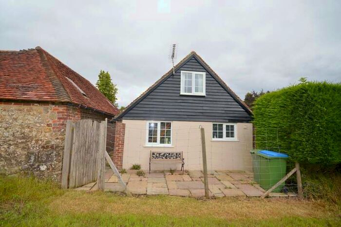 Flat To Rent In Gay Street, Pulborough, RH20